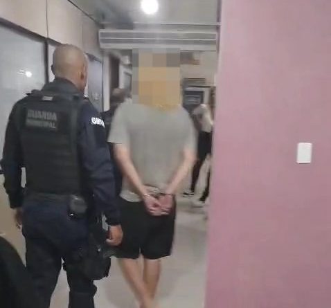 Patrulha Maria da Penha prende homem em flagrante por descumprimento de medida protetiva em Volta Redonda