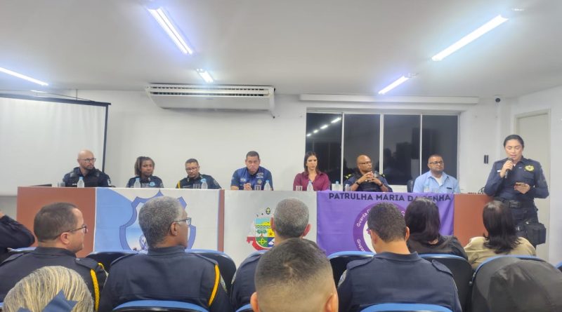 São Pedro da Aldeia: Agentes da Patrulha Maria da Penha participam de curso de formação para fortalecer atendimento às mulheres