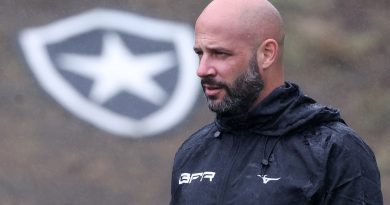 Goleada faz Franclim balançar e jogo contra o Vitória será decisivo