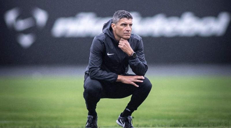 Vasco x Santos: onde assistir, escalações e arbitragem