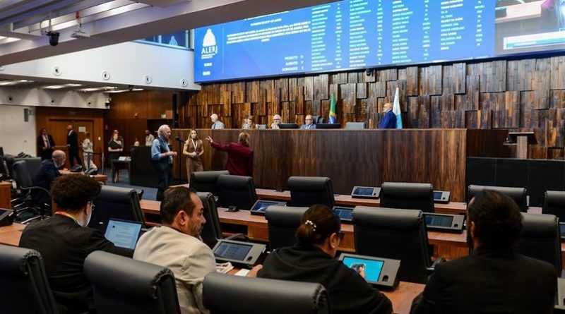 ALERJ: Rio poderá ter programa de combate ao etarismo