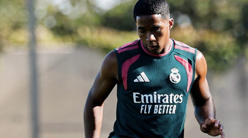 Endrick não se anima com o Liverpool e deve seguir no Real