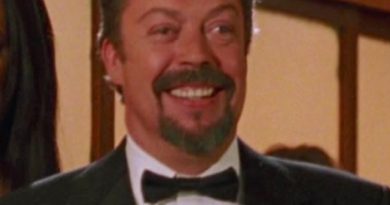 Morre Tim Curry, ator de ‘The Rocky Horror Picture Show’ e ‘Panteras’, aos 80 anos