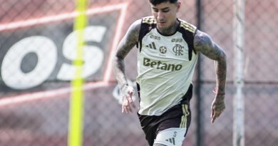Flamengo acerta renovação de Pulgar até o fim de 2029