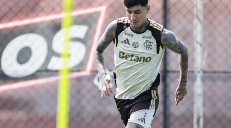 Flamengo acerta renovação de Pulgar até o fim de 2029