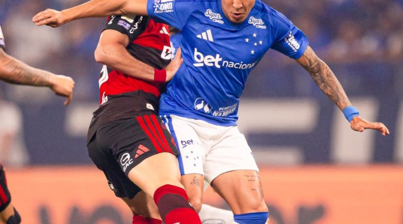 Com gol no fim, Flamengo perde para o Cruzeiro no Brasileiro