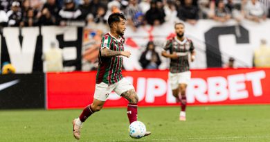 Fluminense celebra assistência e confia em evolução de Lucho Acosta