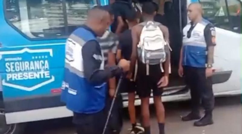 Adolescentes são apreendidos após suspeita de furto na Tijuca