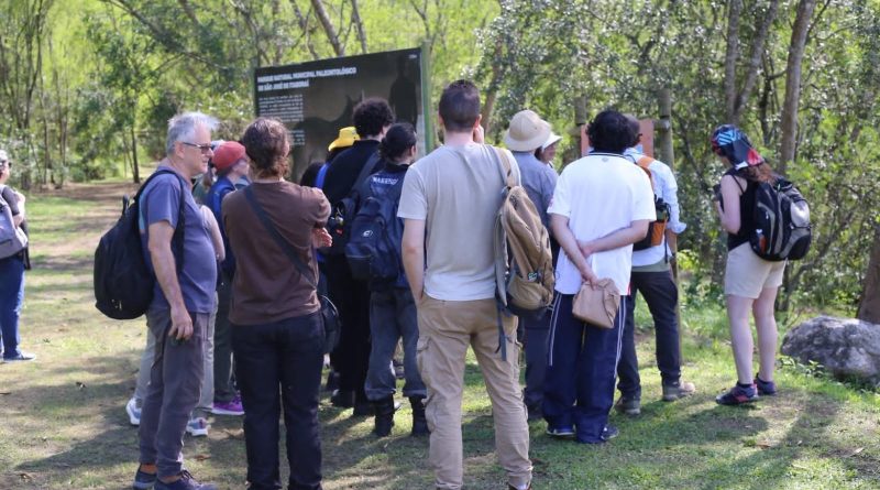 Parque Municipal Natural São José de Itaboraí recebe paleontólogos de diversos países