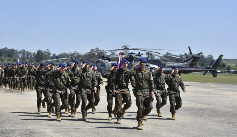 Aviação do Exército celebra 40 anos de recriação
