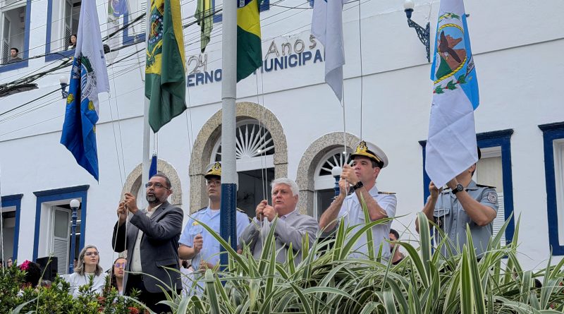 Angra abre Semana da Pátria 2026 com cerimônia na sede da Prefeitura