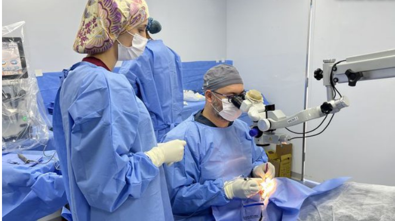 SUS adota nova técnica cirúrgica que trata glaucoma e catarata ao mesmo tempo