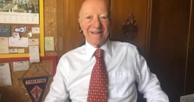 Morre Claudio Carsughi, referência do jornalismo esportivo, aos 93 anos