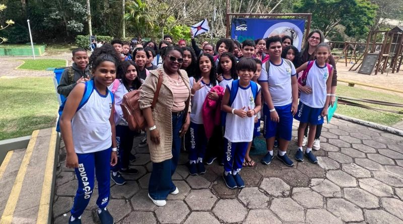 Escolas vencedoras da I Ecogincana de Meriti ganham excursão à Petrópolis