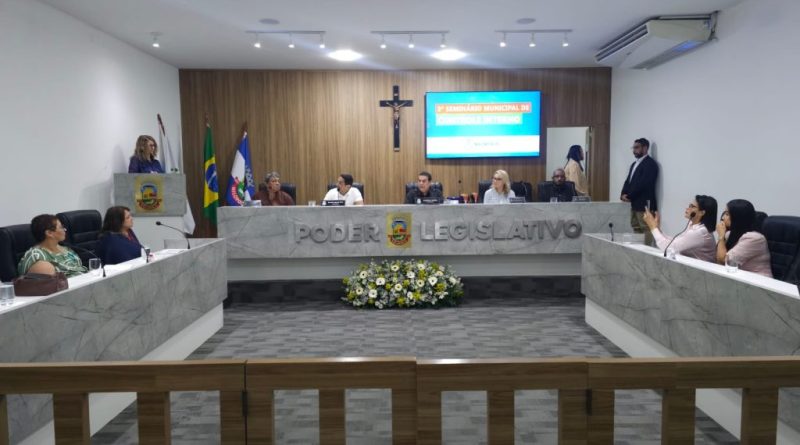 Nilópolis promove 3º Seminário de Controle Interno com especialistas em governança e contratações públicas