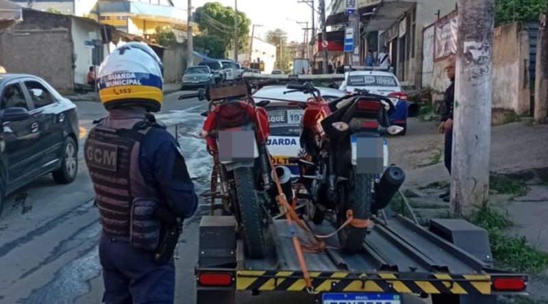 Operação conjunta entre Guarda Municipal e PM combate ‘rolêzinhos’ e apreende motos em Volta Redonda