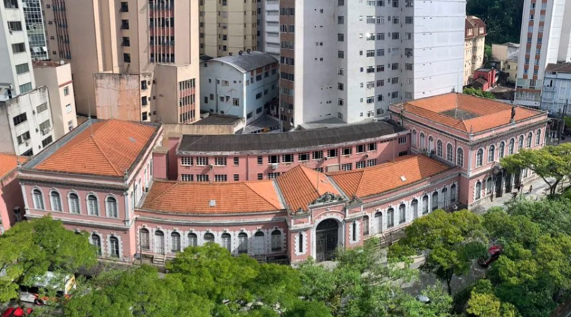 Centros de educação tecnológica de MG e do RJ viram universidades   Fonte: Agência Senado