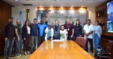 Prefeito de Niterói assina ordem de início para nova obra de contenção de encosta em Santa Bárbara