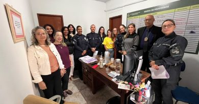 Prefeitura de São Pedro da Aldeia promove encontro intersetorial para fortalecer atendimento às mulheres