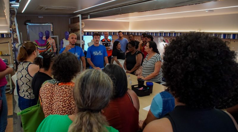 Itaboraí recebe Ateliê do Instituto C&A com foco em moda sustentável e empreendedorismo feminino