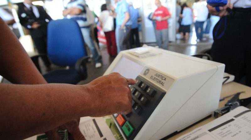 Fundo Eleitoral reduz desigualdade entre partidos, mas diferenças internas persistem