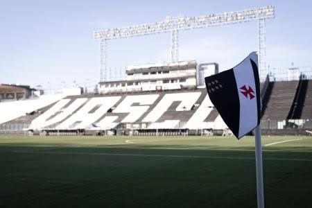 Vasco tem reunião para viabilizar jogo contra o Boca em São Januário