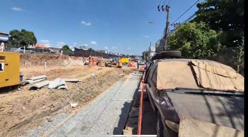 Obra da Dutra danifica rede de drenagem e faz “bacalhaus”; Nova Iguaçu aciona Ibama