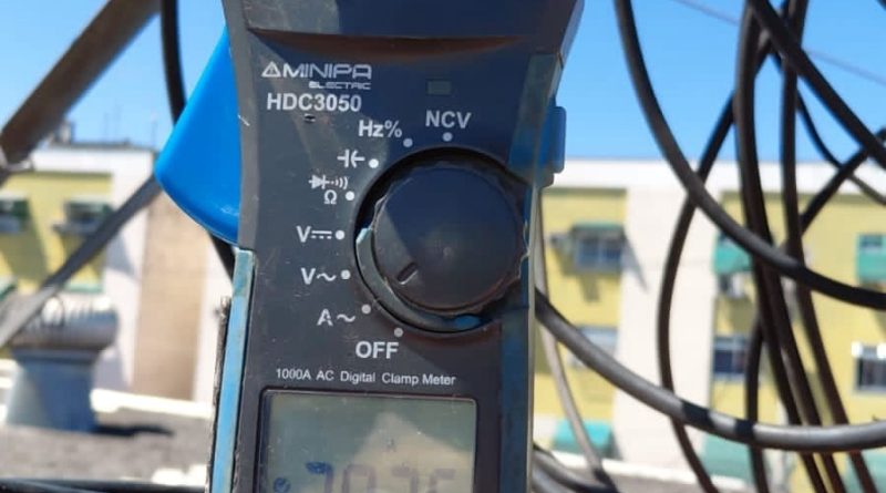 Enel Rio remove ‘gatos’ de energia em estabelecimentos comerciais em São Gonçalo