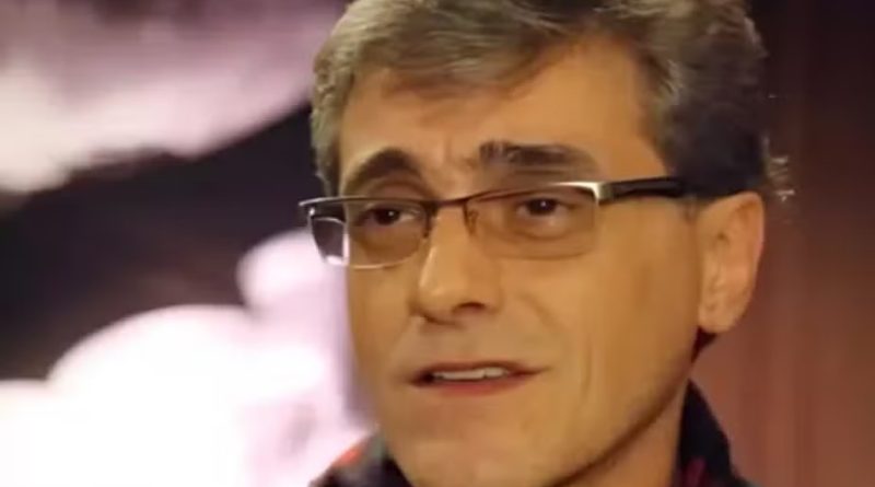 Ettore Zuim, dublador brasileiro de Batman e Hércules, morre aos 66 anos