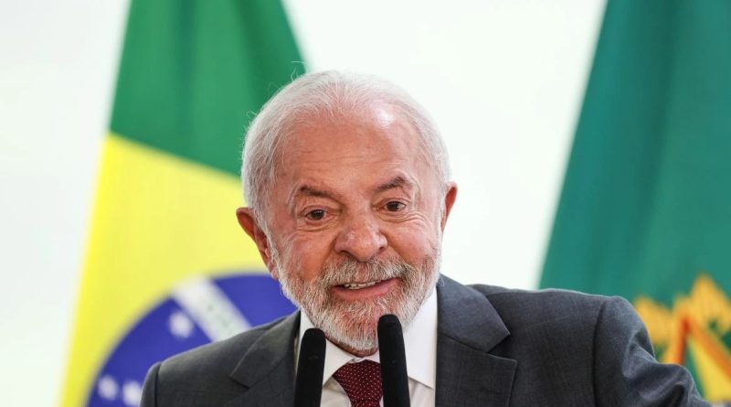 Sancionada lei que acaba com a “taxa das blusinhas”&nbsp;
