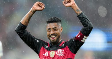 Substituições de Jardim dão toque especial em vitória do Flamengo
