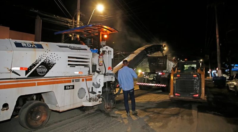Prefeitura de Búzios retoma fresagem de trecho da Avenida José Bento Ribeiro Dantas