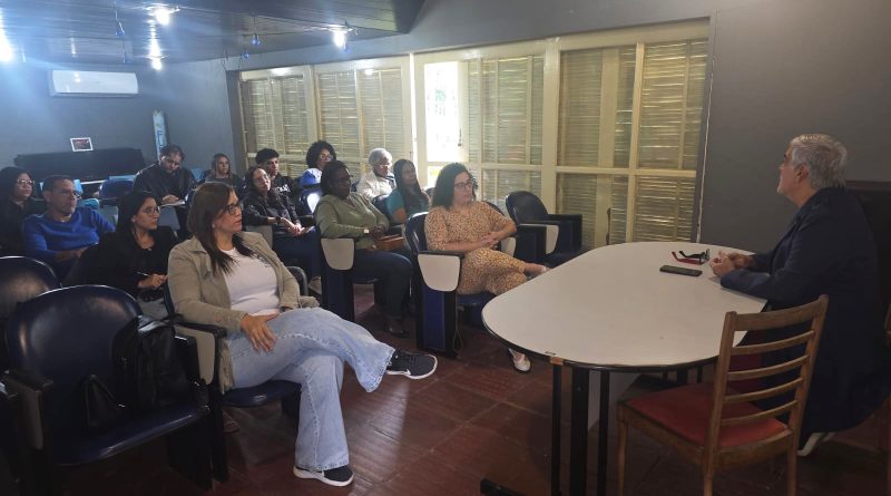 Alunos da Faetec participam de palestra na Froc sobre o Edital de Facilitadores&nbsp;