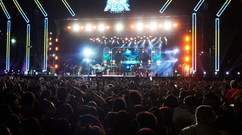 São Gonçalo Fest 2026: arena de shows completamente lotada no domingo