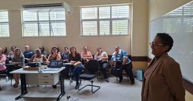 Prefeitura de Três Rios investe na formação de profissionais da Educação com seminário sobre inclusão