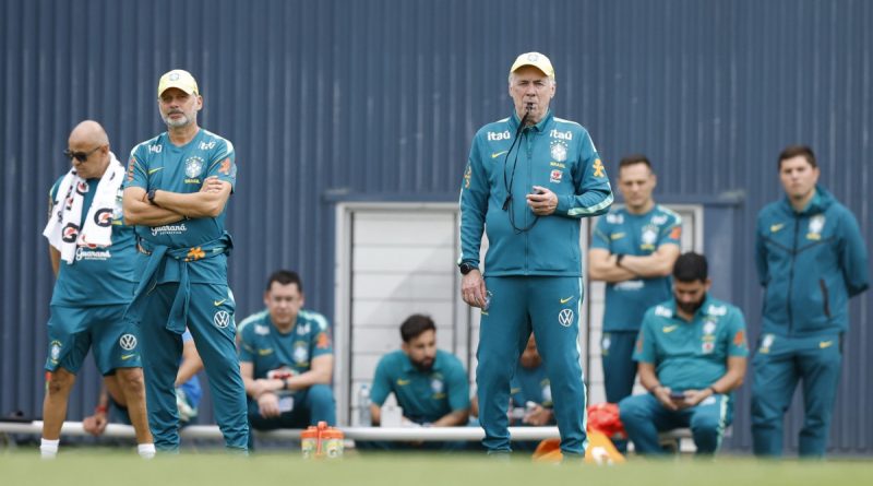 Ancelotti minimiza críticas na Seleção e garante: ‘Temos futuro’