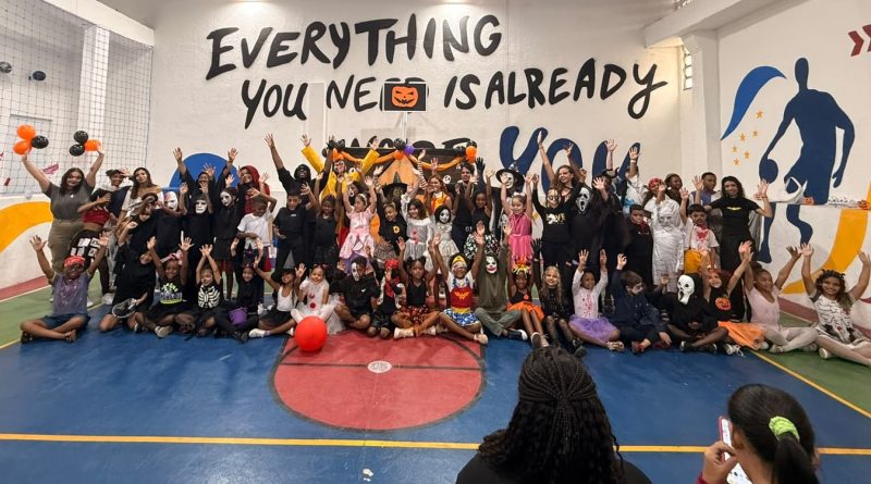 Escola Bilíngue Municipal Engenheiro Belford Roxo promove sua primeira ‘Festa de Halloween’ para os alunos da unidade do bairro Guaraciaba