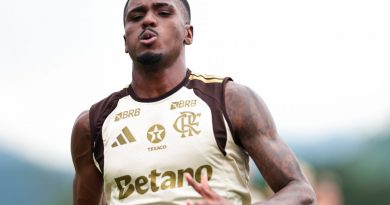Evertton Araújo é liberado e pode reforçar Flamengo contra Estudiantes