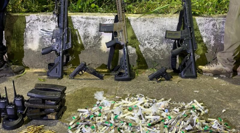 Quatro suspeitos morrem após confronto com PMs em Japeri