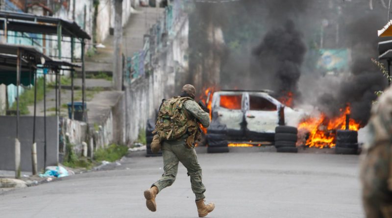 Intensos tiroteios impactam serviços de saúde e educação em Madureira