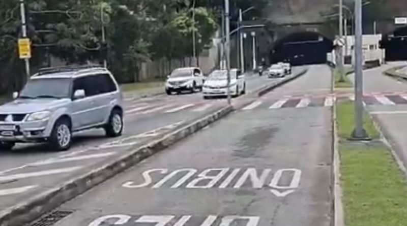 Tiroteio durante ação da Polícia Penal assusta motoristas em Niterói