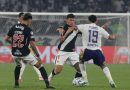 Com falha de Léo Jardim, Vasco perde para o Boca e dá adeus à Sula