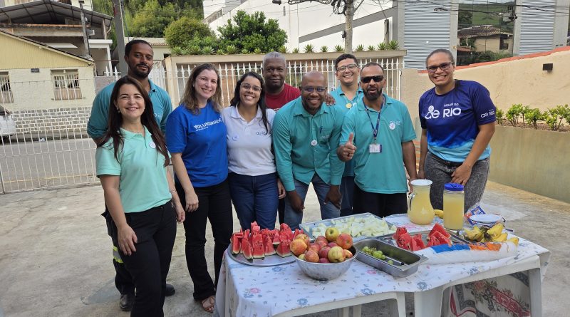 Voluntários da Águas do Rio levam carinho e alegria a idosos em Cantagalo