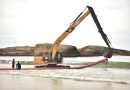 Prefeitura de Niterói começa a instalar mangueiras marítimas que vão levar água do mar à Lagoa de Piratininga