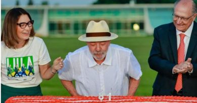 Presidente Lula celebra aniversário no Palácio da Alvorada: ‘Gratidão ao povo brasileiro’