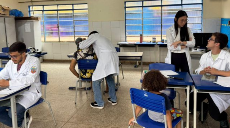 Aprovada medida que institui avaliação de estudantes de medicina durante a graduação