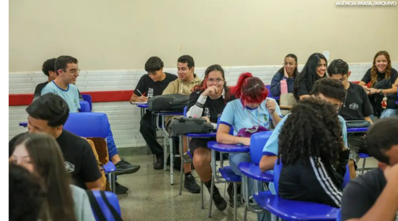 Enem 2026: domingo (18) é o último dia para escolher idioma