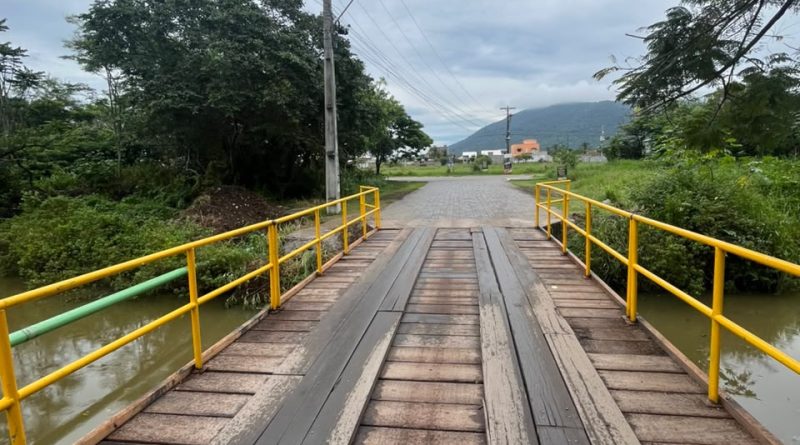 Casimiro de Abreu: Ponte do Recanto Paratis é liberada para pedestres e veículos