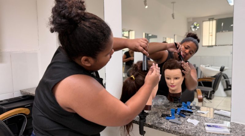 Águas do Rio e Senac RJ oferecem 41 vagas gratuitas em curso profissionalizante em São João de Meriti