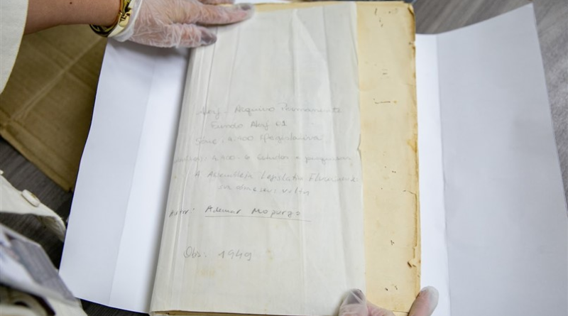 Arquivo da ALERJ preserva documentos históricos e guarda a memória do Parlamento Fluminense